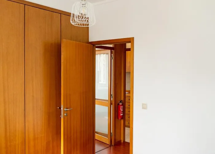 Lovely Cedofeita By Unique Hosts *